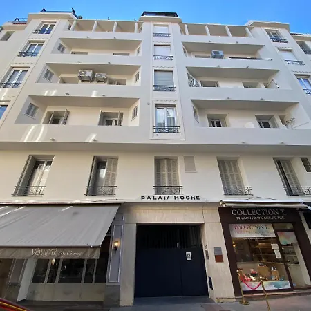 Apartment Spacious One Bedroom - Great Location!